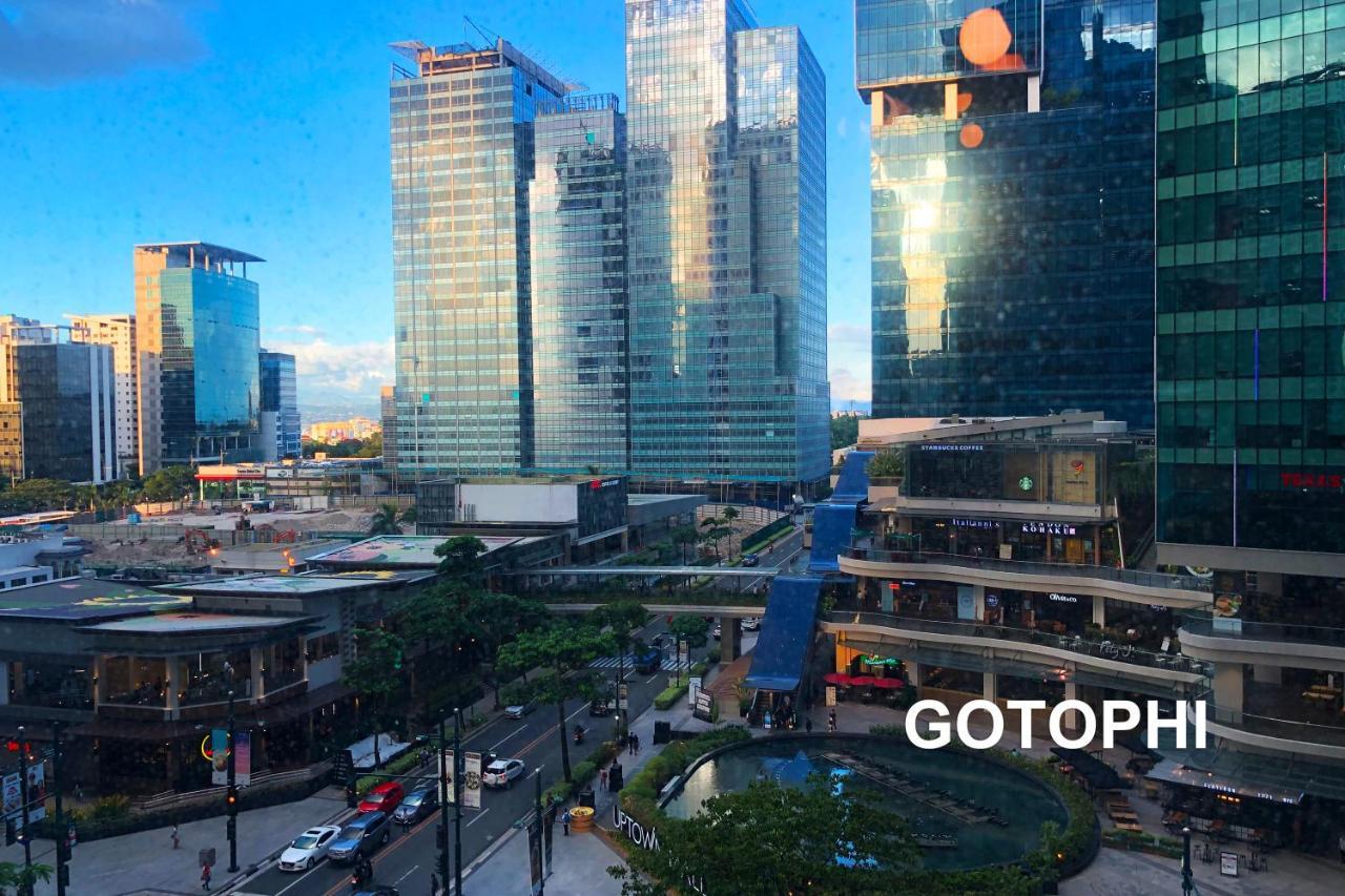 One Uptown Residence Taguig Luaran gambar