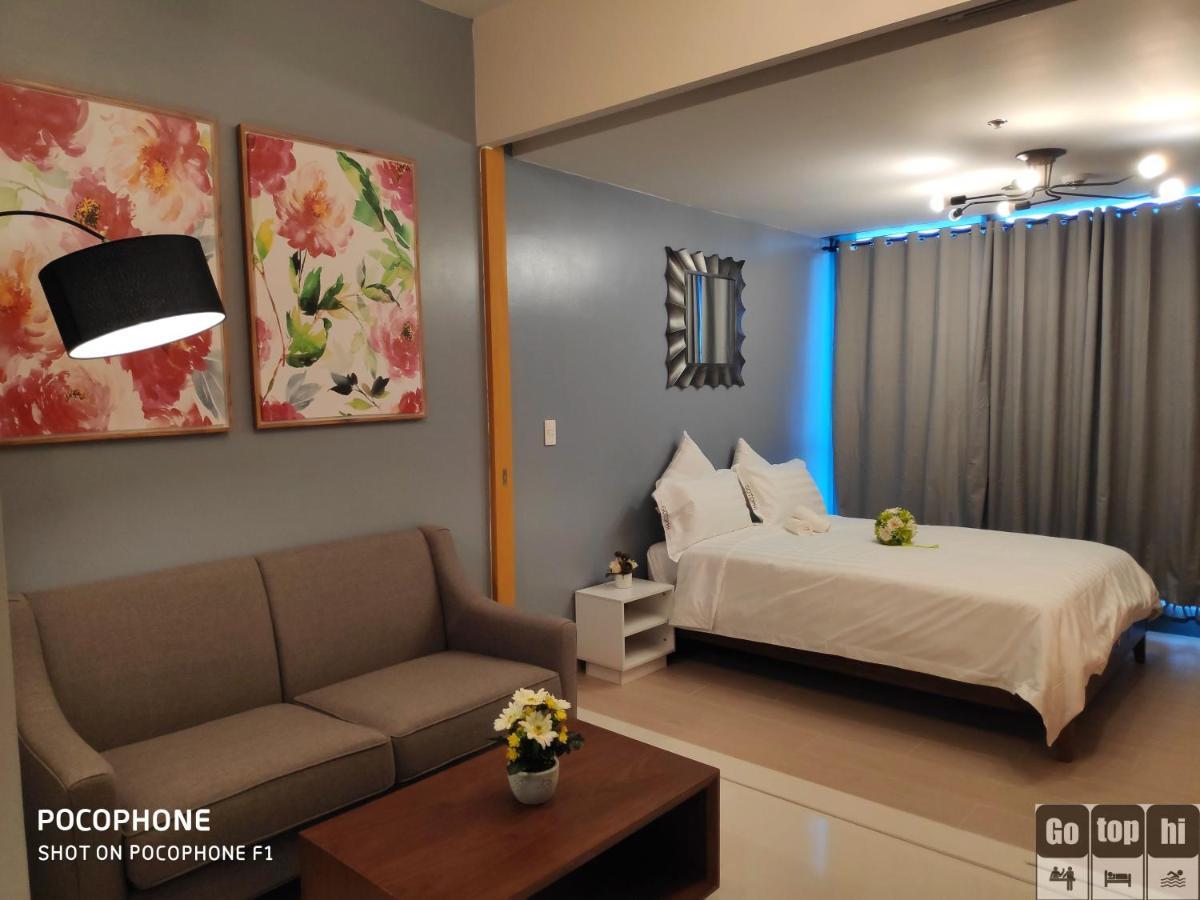 One Uptown Residence Taguig Luaran gambar