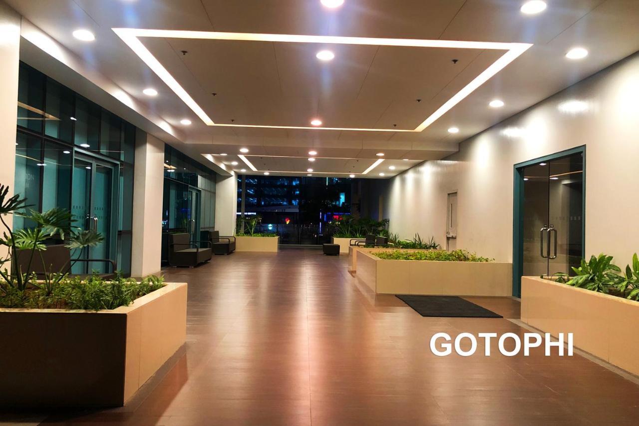 One Uptown Residence Taguig Luaran gambar