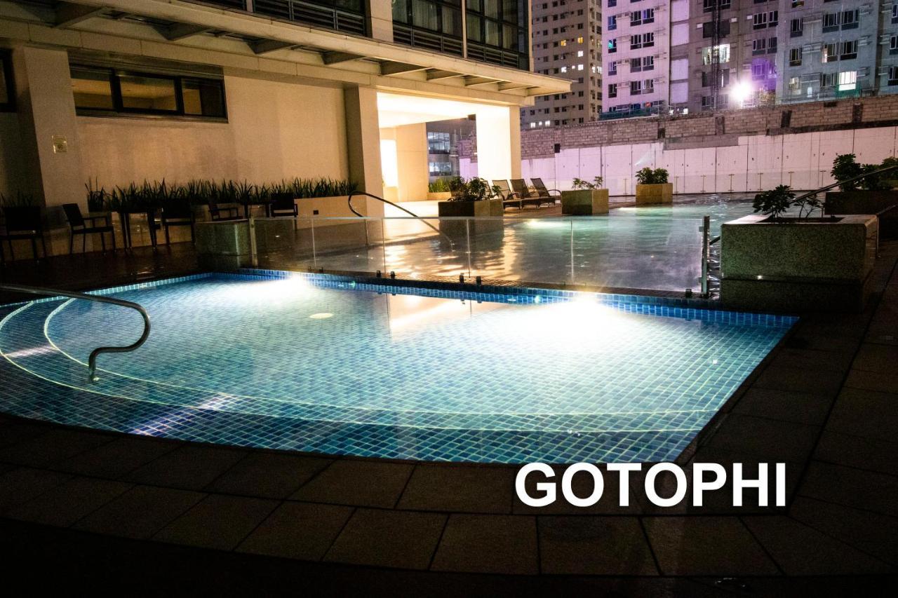 One Uptown Residence Taguig Luaran gambar